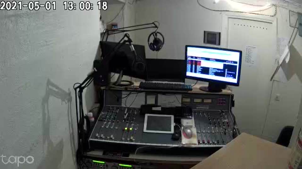 Studio Radiohits.jpg (41 KB)